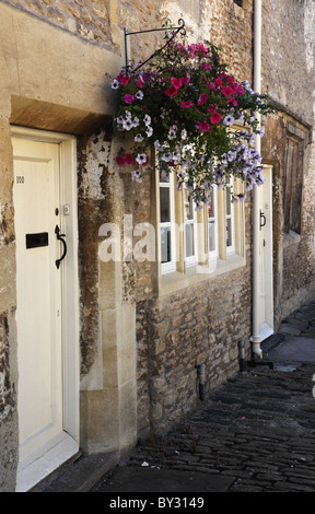 Old Weavers Cottages nel villaggio di Corsham, Wiltshire, Inghilterra, Regno Unito Foto Stock