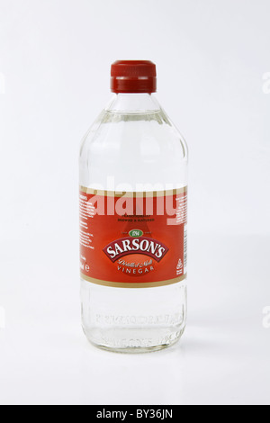 Sarson è distillata aceto di malto su sfondo bianco Foto Stock