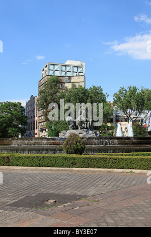 Madrid Plaza, Colonia Roma, quartiere alla moda, Città del Messico, Messico, America del Nord Foto Stock