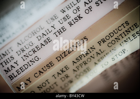 Etichetta di prescrizione su una bottiglia di dolore pillole Foto Stock