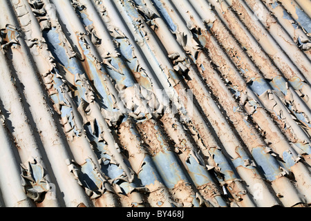 Resistenza agli agenti atmosferici di ferro ondulato close up per lo sfondo Foto Stock