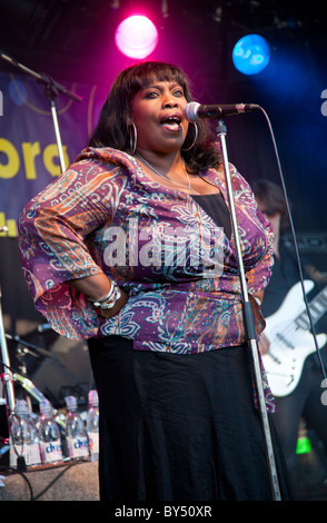 Ruby Turner effettuando al 2010 Linton Music Festival, Herefordshire, England, Regno Unito Foto Stock