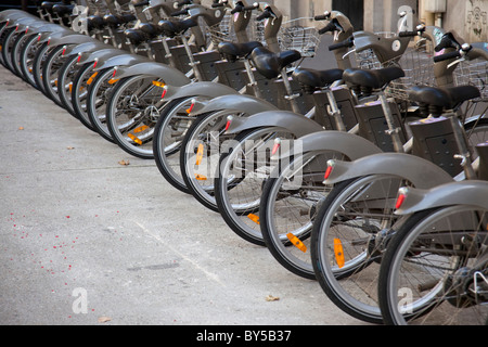 Biciclette Velib a Parigi, Francia Foto Stock