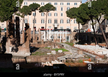 Roma Italia rovine romane in Largo di Torre Argentina Foto Stock