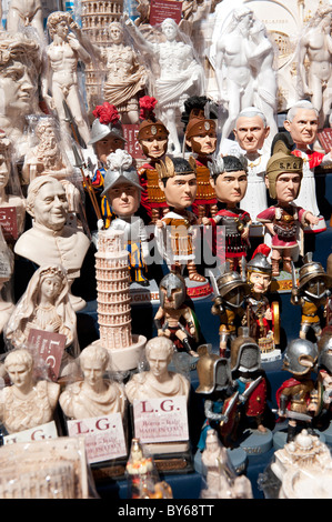 Pressione di stallo di Souvenir Fontana di Trevi a Roma Italia Foto Stock