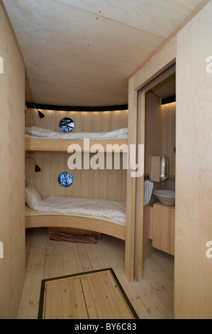 Il Treehotel di Harads, Svezia. Architettura progettata camere/cabine,il nido di uccelli, architetto Bertil Harström Inredningsgruppen Foto Stock
