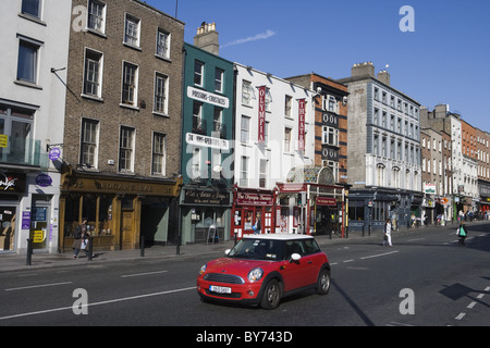 Red Mini a Dame Street, Dublin, County Dublin, il Leinster, Irlanda, Europa Foto Stock