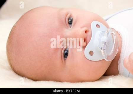 Baby boy, 1 mese Foto Stock