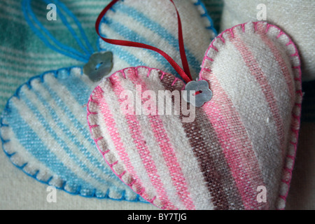 A forma di cuore i sacchetti di lavanda Foto Stock