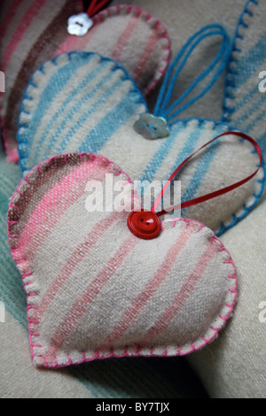 A forma di cuore i sacchetti di lavanda Foto Stock