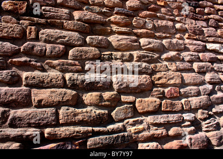 L intricato muratura in laterizio opera del sito Harrapan a Dholavira nel Kutch, Gujarat, India Foto Stock