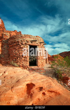 Le capanne di pietra a valle del fuoco del parco statale, Nevada Foto Stock