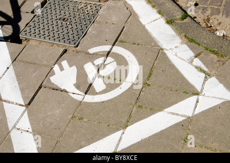 Lo spazio di parcheggio per una bicicletta elettrica o uno scooter a Amsterdam vicino al Vondelpark sulla P.C. Hooftstraat. Foto Stock