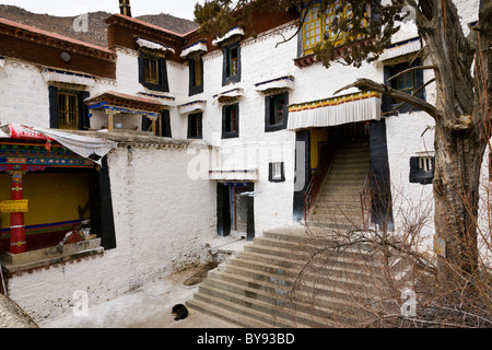 Esterno il monastero di Drepung, Lhasa, in Tibet. JMH4520 Foto Stock