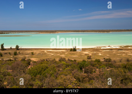 Vista del lago di sale formante la Tsimanampesotse National Park nel sud-ovest del Madagascar. Foto Stock