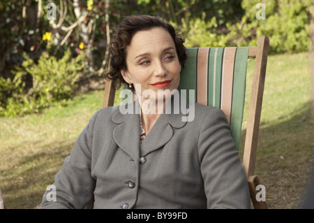 Nowhere Boy Anno : 2009 UK / Canada Direttore : Sam Taylor-Wood Kristin Scott Thomas Foto Stock