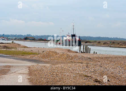 Trasporto di carichi secchi nave crociera Torrent fino al fiume Rother East Sussex England Foto Stock