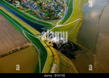 Vista aerea, Emscher estuario del fiume, il fiume Reno, inondazione, floodplain, ricostruzione Dinslaken, Ruhrgebiet regione Foto Stock