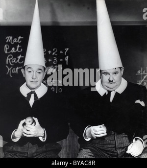 Un Chump a Oxford Anno : 1940 USA Direttore : Alfred Goulding Stan Laurel e Oliver Hardy Foto Stock