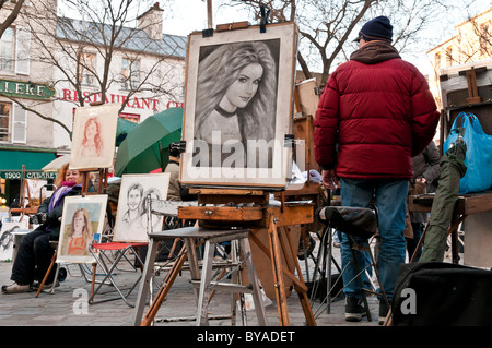 Pittori in Place du Tertre e Montmartre a Parigi, Francia Foto Stock