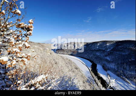 Vista sulla tomaia invernale valle del Danubio, Sigmaringen distretto, Baden-Wuerttemberg, Germania, Europa Foto Stock