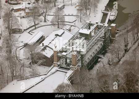 Vista aerea, nave Dortmund-Ems sollevamento Canal, Waltrop, la zona della Ruhr, Renania settentrionale-Vestfalia, Germania, Europa Foto Stock