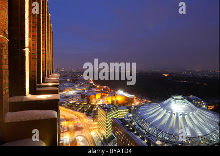 Vista di Berlino il forum culturale con la filarmonica di Hal, Kammermusiksaal Chamber Music Hall e altri musei di Berlino Foto Stock