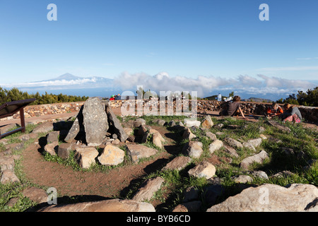 La ricostruzione di un sito cerimoniale del Guanche, abitanti aborigeni del , il vertice di montagna Garajonay Foto Stock