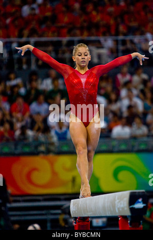 Shawn Johnson (USA) Donne Individuale tutto intorno la ginnastica medaglia d'argento al 2008 Olimpiadi estive a Pechino, Cina Foto Stock