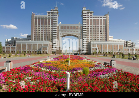 Kaz Gas Munai edificio, Astana, Kazakistan, Asia centrale Foto Stock