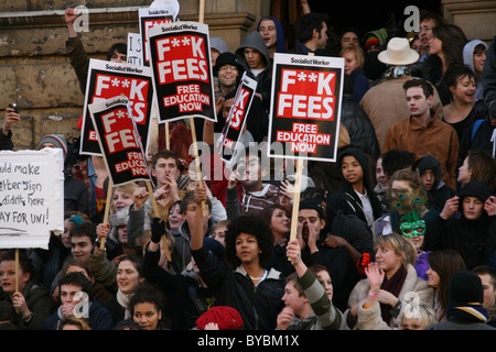 Oxford student protestando l'aumento delle tasse di iscrizione e contributi Foto Stock