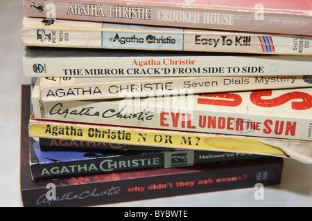 Pila di libri di Agatha Christie Foto Stock