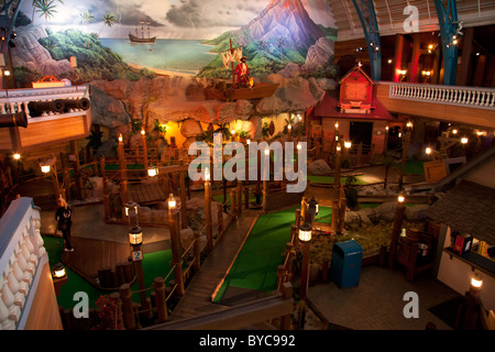 Arcade e Casino a Santa Cruz Beach Boardwalk, California Foto Stock