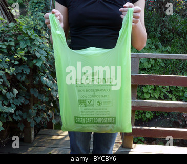 Biodegradabile e compostabile shopping bag per uso in San Francisco, California 2011 Foto Stock