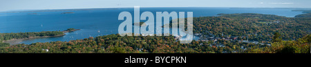 Vista panoramica di Camden, Maine da Mount Battie in Camden colline del Parco Statale Foto Stock