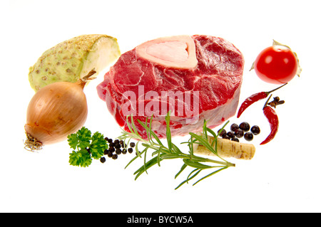 Carni bovine il disco di gamba per la minestra di Boullion cuocere la cottura di cibi raffinati ingredienti della cucina cucina fanno produrre farine di produzione soupplate Foto Stock