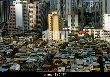 Una veduta aerea del centro di Macao, guardando verso il basso sul alto edificio di appartamenti e aziende. Foto Stock