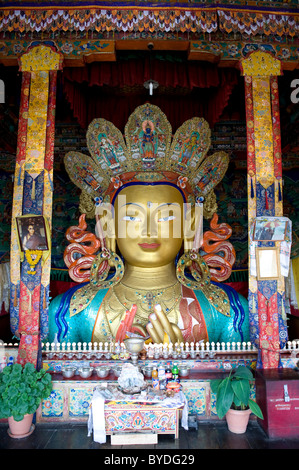 Buddismo tibetano, Buddha Maitreya Buddha del futuro, statua del Buddha, Thiksey Gompa Monastero, Thikse, Tikse, Ladakh regione Foto Stock