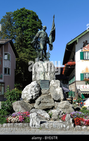 Monumento di Smith di Kochel, Zur Post guesthouse, Kochel, Baviera, Germania, Europa Foto Stock