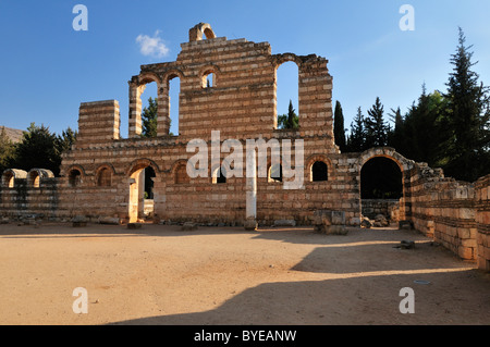 Umayyad antiche rovine presso il sito archeologico di Anjar, Aanjar, Sito Patrimonio Mondiale dell'Unesco, Bekaa Valley, Libano, Medio Oriente Foto Stock