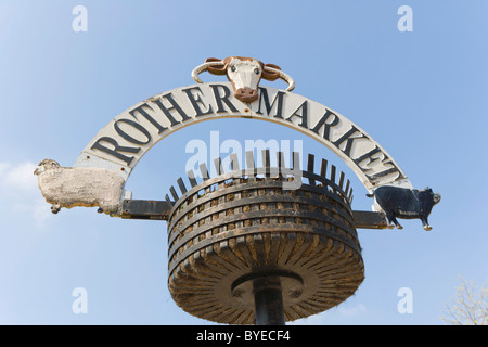 Rother segno di mercato, Rother Street, Stratford-upon-Avon, Warwickshire, Inghilterra, Regno Unito, Europa Foto Stock