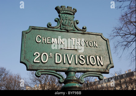 Segno al cimitero di Montmartre, Parigi, Francia Foto Stock