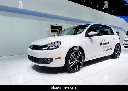 2011 Volkswagen Golf TDI al 2011 North American International Auto Show di Detroit Foto Stock