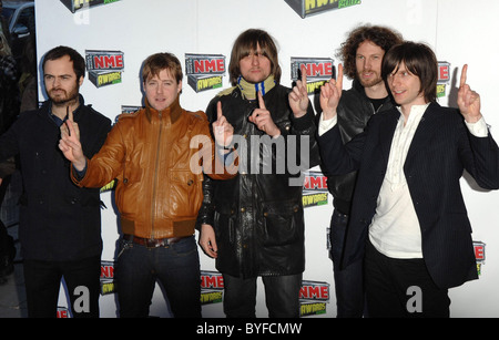 Kaiser Chiefs NME Awards 2007 all'Hammersmith Palais su Shepherds Bush Road - arrivi a Londra, Inghilterra - 01.03.07 Foto Stock