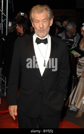 Sir Ian McKellen La Orange British Academy Film Awards (BAFTAs) dopo party tenuto presso la struttura Grosvenor House - Gli arrivi di Londra - Inghilterra Foto Stock