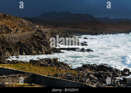 Infuria la Atlantic mare e cielo tempestoso al punto di a Ardnamurchan Foto Stock