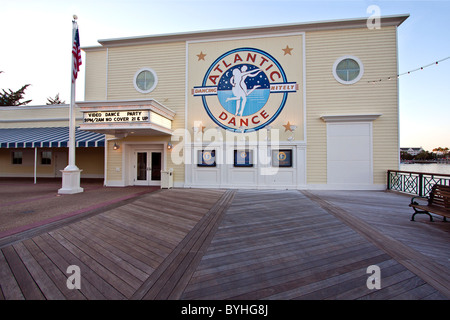 Atlantic Dance Hall al Disney's BoardWalk Area al Walt Disney World Resort è un night club per la presentazione di bande di fresco e caldo per DJ Foto Stock