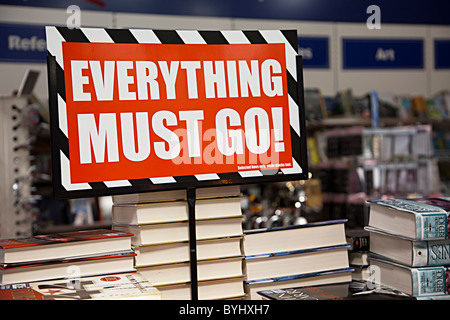 Bookshop vendita segno Wales UK Foto Stock