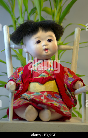 Antique ichimatsu doll giapponese kimono tradizionali Foto Stock