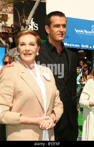 Dame Julie Andrews, Rupert Everett 'Shrek il terzo' Los Angeles Premiere - tappeto verde svoltasi al Mann Village Theatre di Westwood, Foto Stock